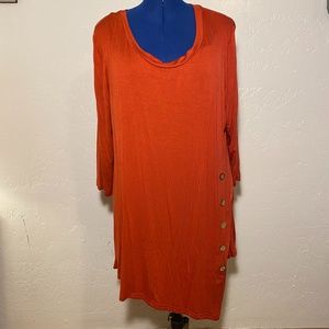 Misia bracelet sleeve blouse, size 2X.